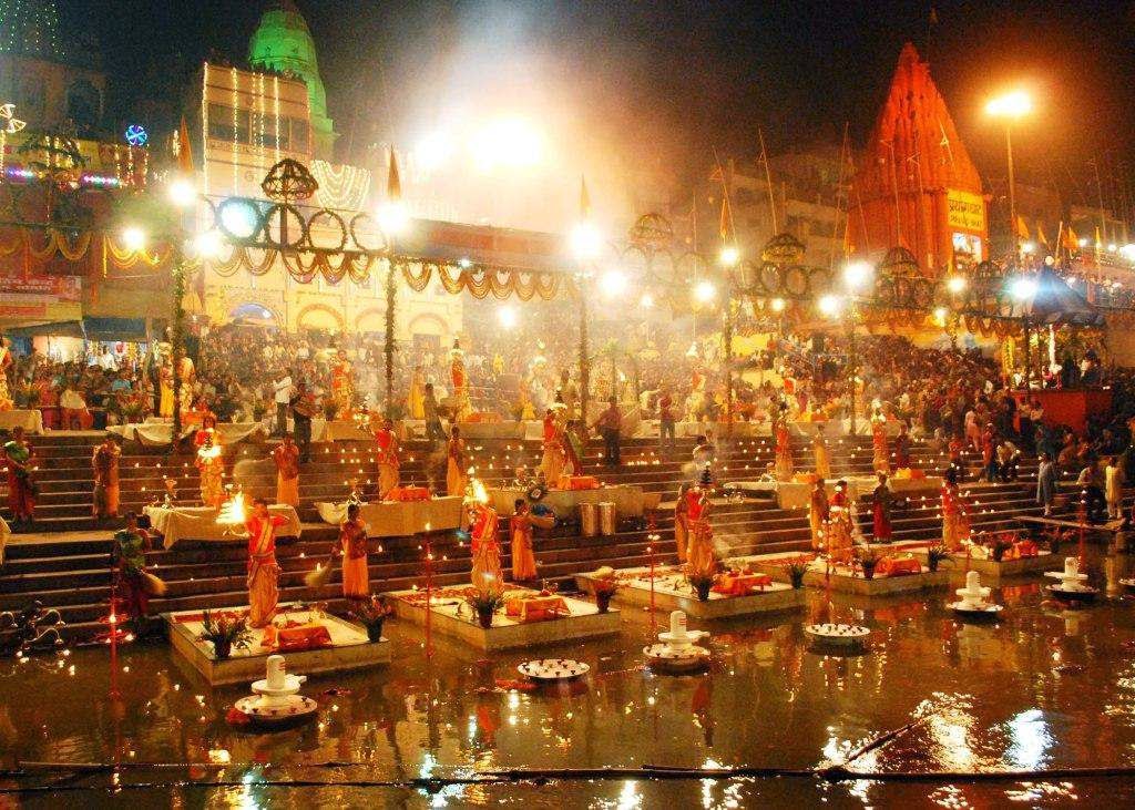 Why The Sacred City Of Varanasi Is An Amazing Travel Destination