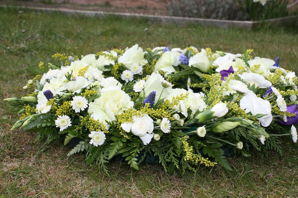 Attending Funeral Services: Your Funeral Etiquette Questions Answered