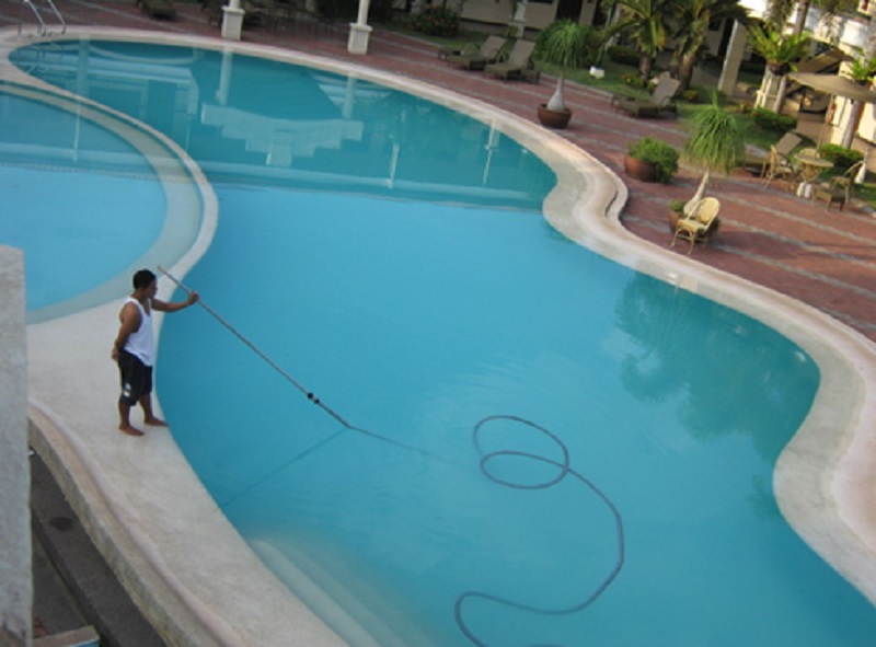 Lets See Why Swimming Pool Maintenance Is So Important