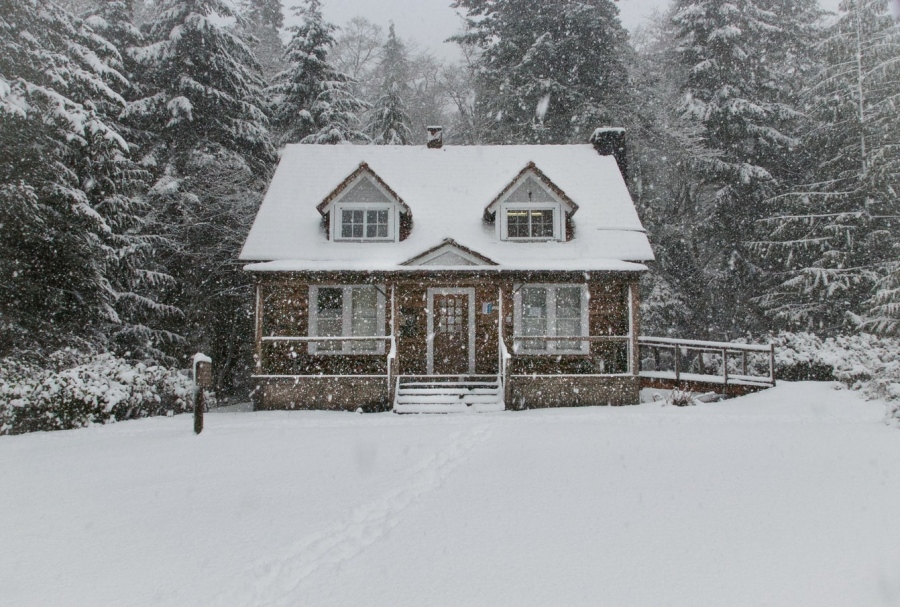 4 Items to Replace In Your Home Before Winter Hits
