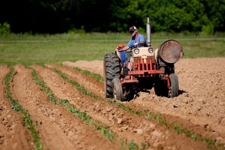 What You Need to Keep Your Agricultural Equipment In Top Condition